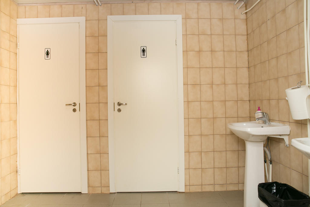 Kihnu Sadama Oeoemaja Guesthouse Lemsi Exteriör bild